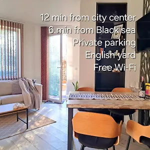 Saint Nicholas Lovely 2 Bedroom With Sunny Garden Апартаменты